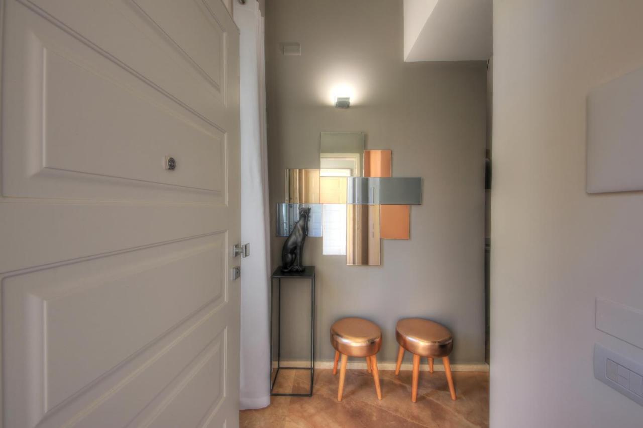 Urban Central Suites Кальяри Экстерьер фото