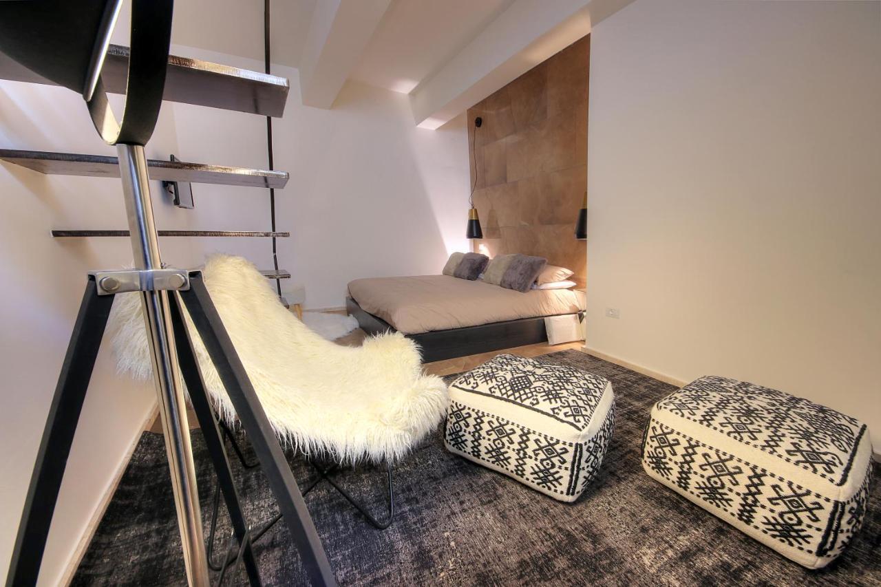 Urban Central Suites Кальяри Экстерьер фото